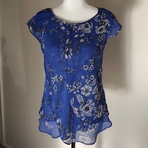 Short Sleeve Ruffled Blouse